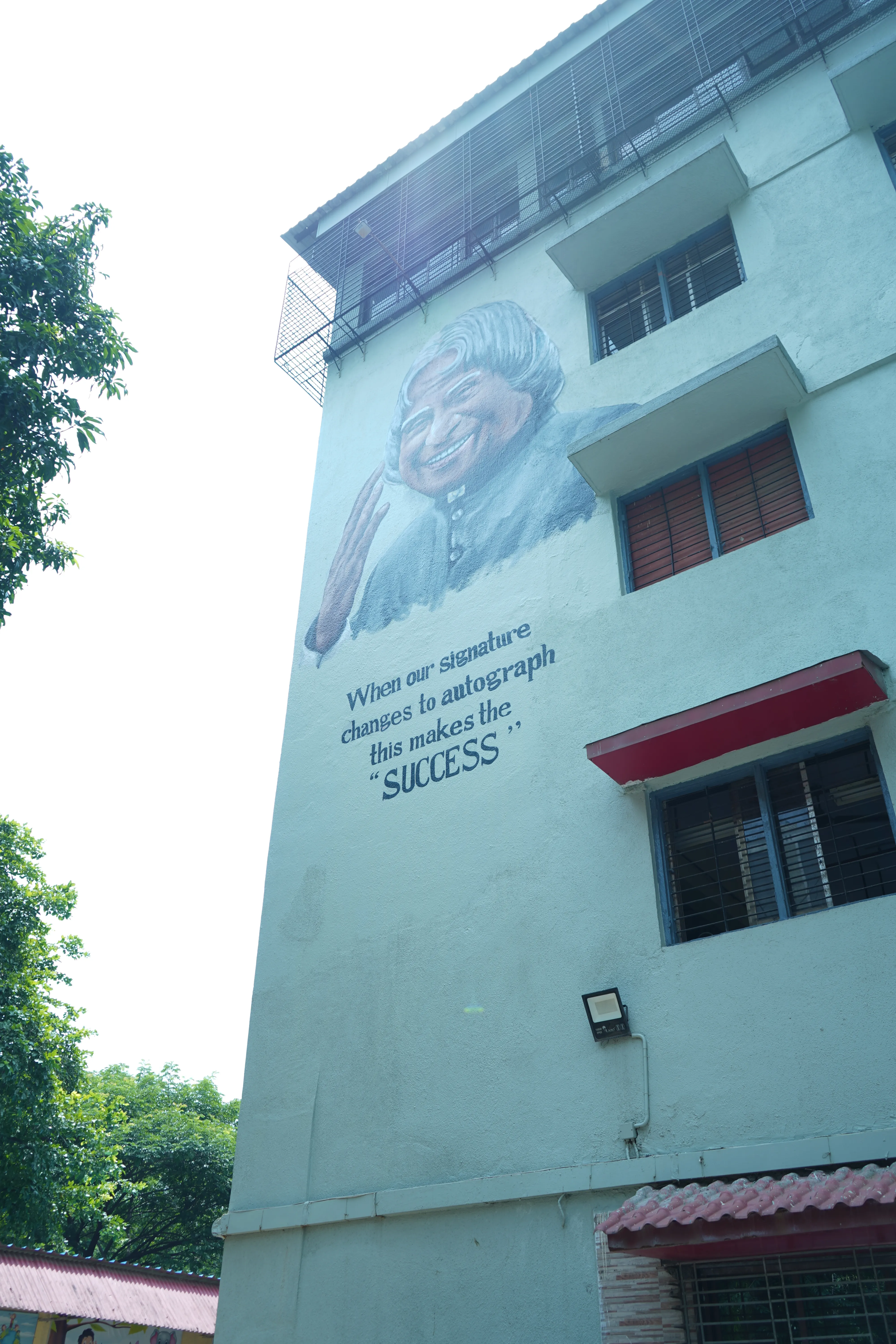 Dr. abdul kalam sketch on wall of the building
